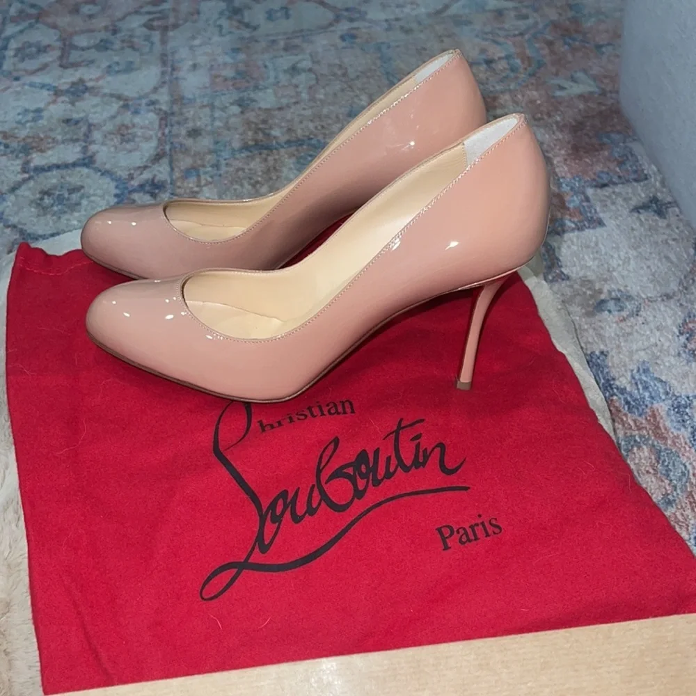 ‼️LOUBOUTIN “simple pump 70 nude patent”‼️ - Picture 3 of 6